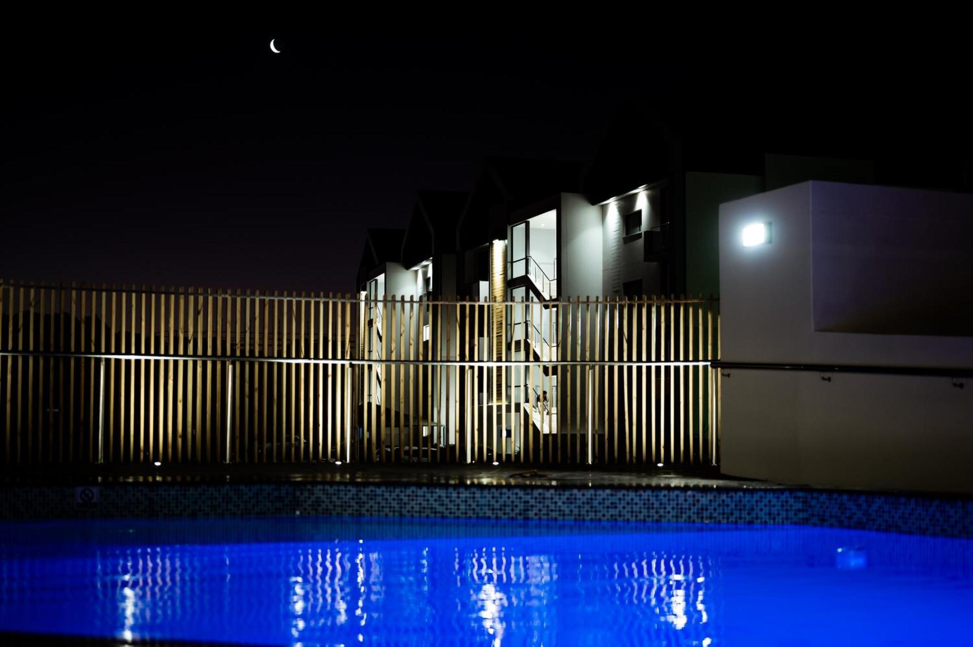 Cozy Modern Apartment At Bellamare Port Elizabeth Exterior photo