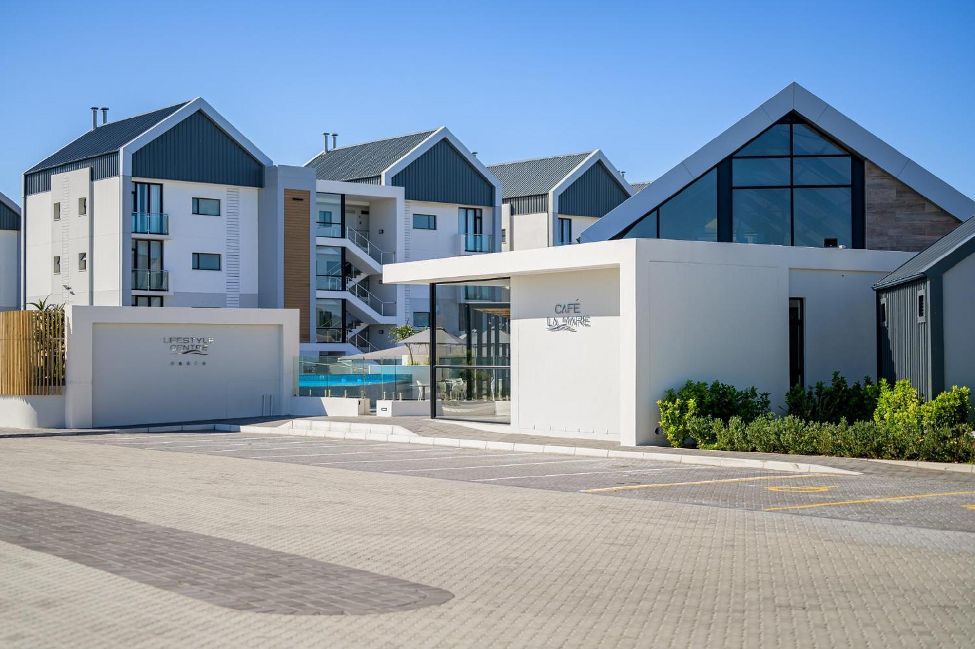 Cozy Modern Apartment At Bellamare Port Elizabeth Exterior photo